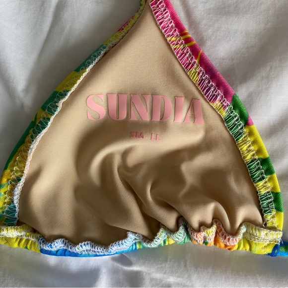 Tropical print bikini set - Picture 2 of 4